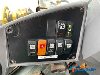 Chargeuse sur pneus Caterpillar 928H z - 13
